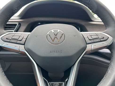 New 2026 Volkswagen Atlas SEL Premium R-Line AWD/4WD image 18
