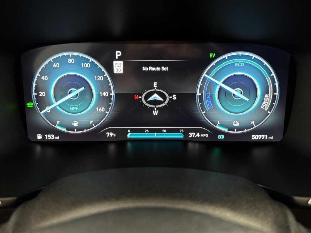 Certified 2021 Hyundai Santa Fe Limited AWD/4WD image 19