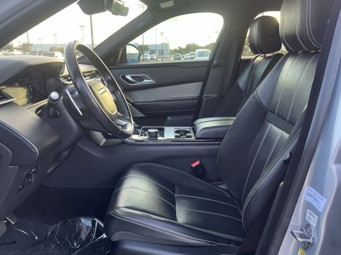 Used 2018 Land Rover Range Rover Velar R-Dynamic SE AWD/4WD image 28