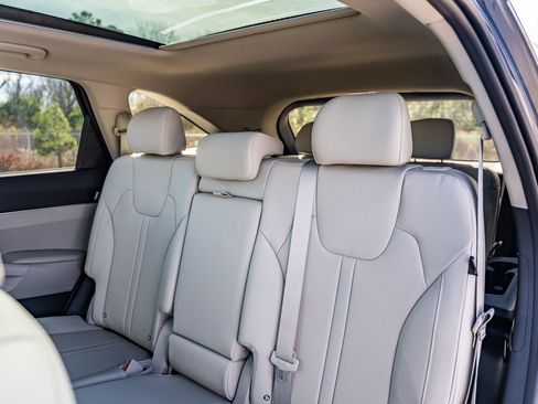 New 2026 Kia Sorento S w/ S Panoramic Sunroof Package FWD image 15