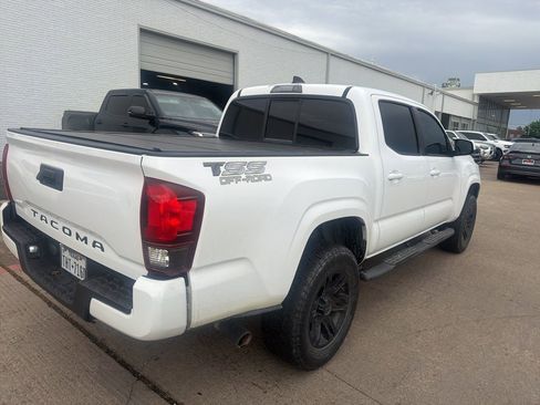 Used 2020 Toyota Tacoma SR w/ SR Convenience Package image 3