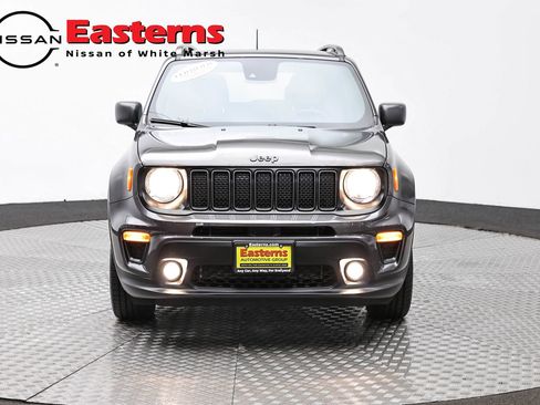 Used 2021 Jeep Renegade Latitude w/ Sun & Sound Group AWD/4WD image 2