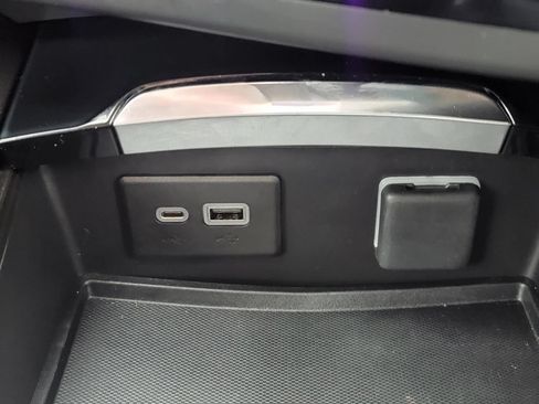 Used 2023 Buick Envision Essence FWD image 28