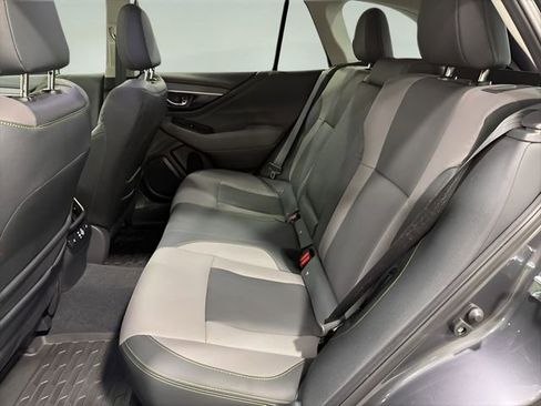 Used 2025 Subaru Outback Onyx Edition XT image 31