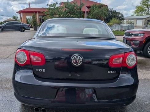 Used 2010 Volkswagen Eos Komfort image 5