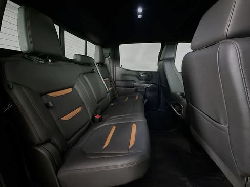 Used 2020 GMC Sierra 1500 AT4 w/ Technology Package AWD/4WD image 32
