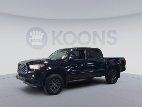 Used 2021 Toyota Tacoma SR5 AWD/4WD image 5