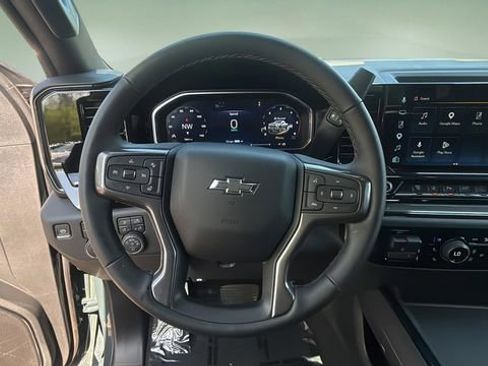 Used 2026 Chevrolet Silverado 2500 ZR2 AWD/4WD image 41