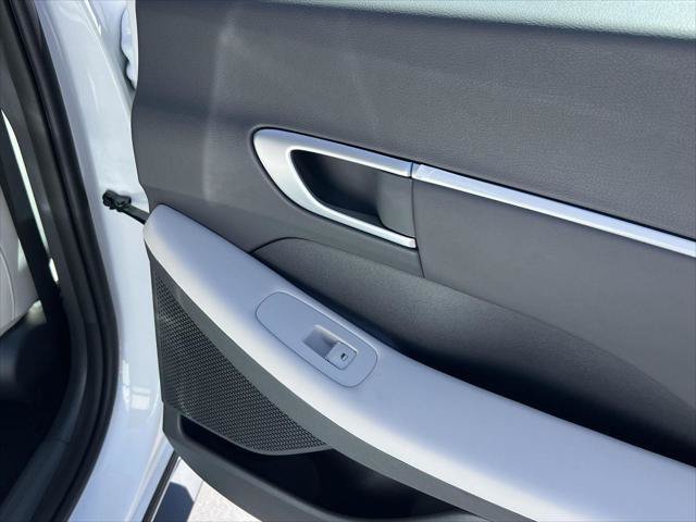 New 2026 Hyundai Sonata Blue FWD image 59