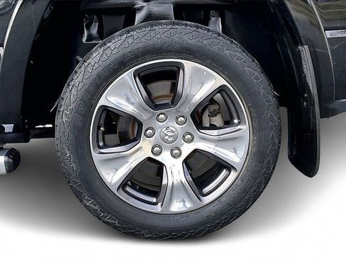 Certified 2019 RAM 1500 Laramie image 35