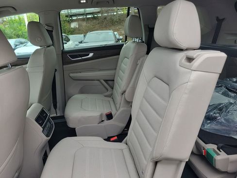 New 2026 Volkswagen Atlas SEL AWD/4WD image 8