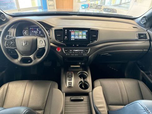 Certified 2023 Honda Passport TrailSport image 20