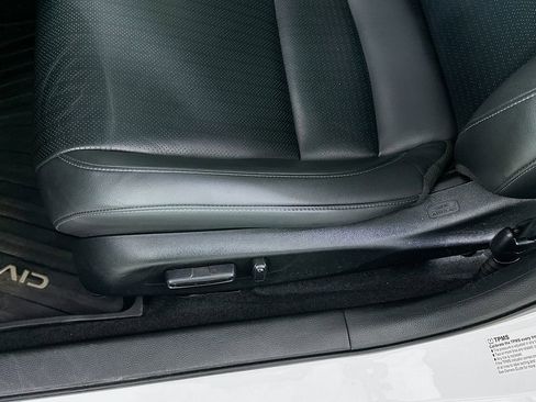 Used 2024 Honda Civic Sport Touring image 9
