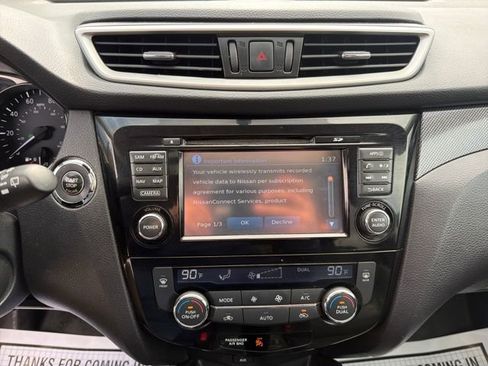 Used 2016 Nissan Rogue SL w/ SL Premium Package AWD/4WD image 19