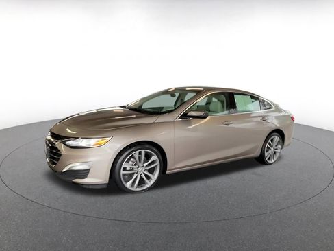 Used 2024 Chevrolet Malibu LT image 8
