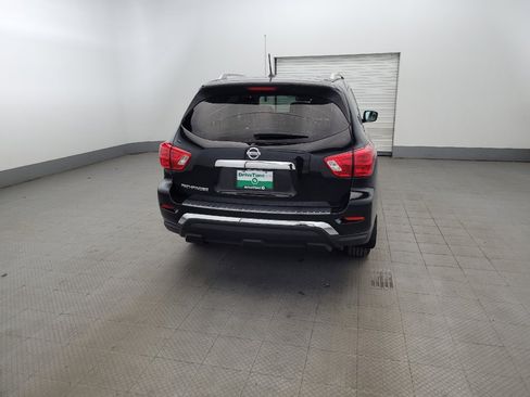 Used 2017 Nissan Pathfinder S AWD/4WD image 7