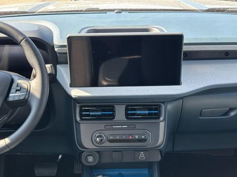 New 2026 Ford Maverick XLT w/ XLT Luxury Package image 15