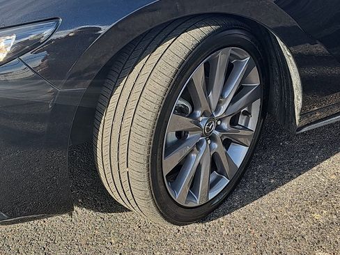 Used 2025 MAZDA MAZDA3 s image 32