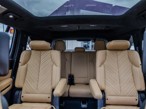 Used 2025 Cadillac Escalade IQ Sport 2 AWD/4WD image 21