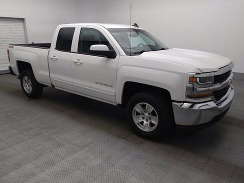 Used 2018 Chevrolet Silverado 1500 LT w/ Trailering Package image 11