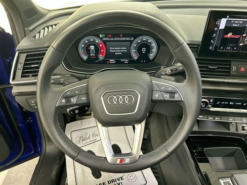 Used 2024 Audi SQ5 Premium Plus image 5