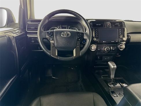 Certified 2022 Toyota 4Runner TRD Off-Road Premium image 22