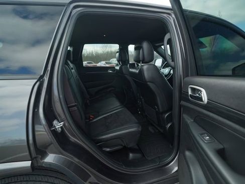 Used 2020 Jeep Grand Cherokee Altitude image 21