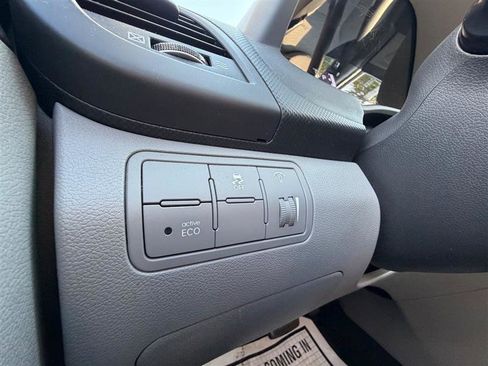 Used 2017 Hyundai Accent SE FWD image 20
