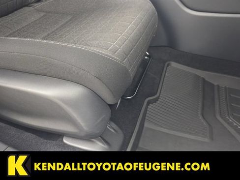 Used 2024 Honda HR-V LX image 29