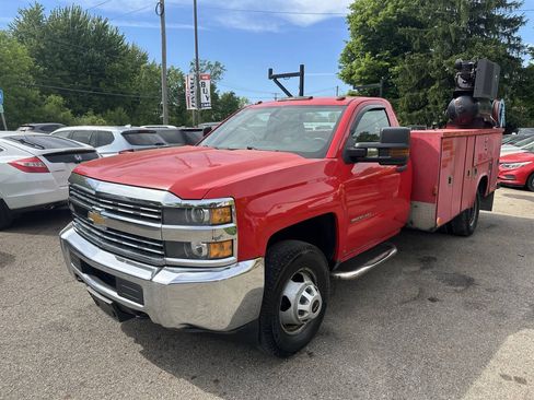 Used 2016 Chevrolet Silverado 3500 W/T w/ WT Convenience Package RWD image 2