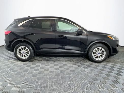 Used 2022 Ford Escape SE w/ Cold Weather Package AWD/4WD image 7