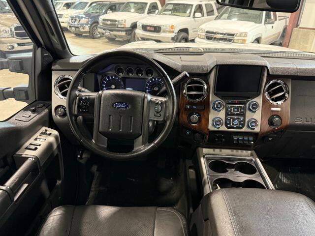 Used 2015 Ford F350 Lariat w/ Lariat Ultimate Package AWD/4WD image 21