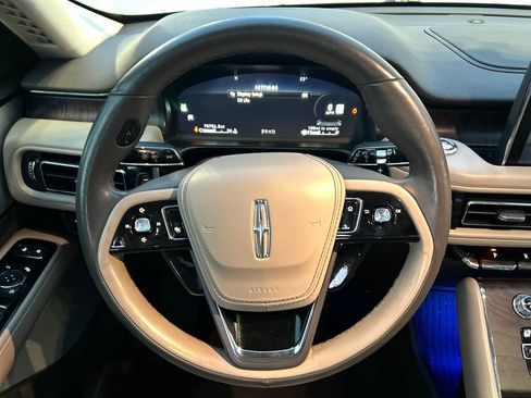 Used 2020 Lincoln Aviator Reserve w/ Equipment Group 201A image 16