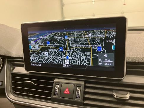Used 2018 Audi Q5 Prestige w/ Prestige Package AWD/4WD image 40