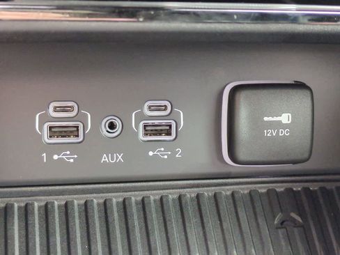 New 2026 Jeep Grand Cherokee L Limited AWD/4WD image 32