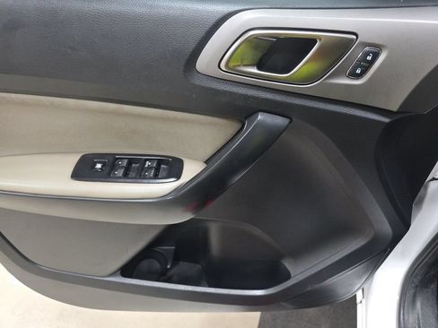 Used 2023 Ford Ranger XLT AWD/4WD image 9