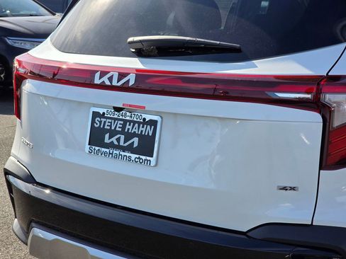 New 2026 Kia Seltos EX AWD/4WD image 13