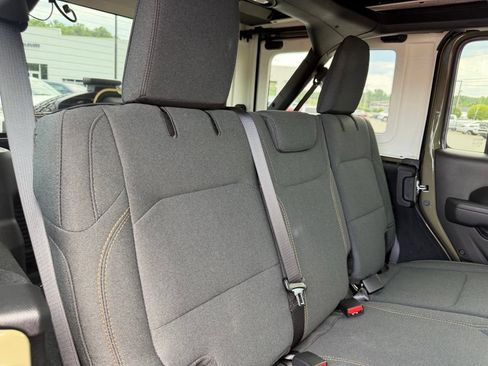 Used 2026 Jeep Wrangler Unlimited Sport AWD/4WD image 37