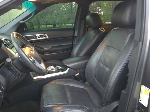 Used 2014 Ford Explorer Limited w/ Equipment Group 302A image 11