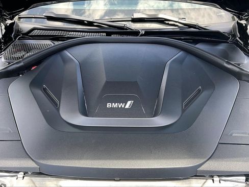 Used 2023 BMW i4 eDrive35 w/ Premium Package RWD image 10