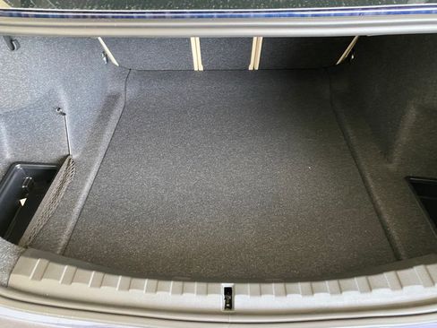 New 2026 BMW 330i xDrive Sedan w/ M Sport Package image 31