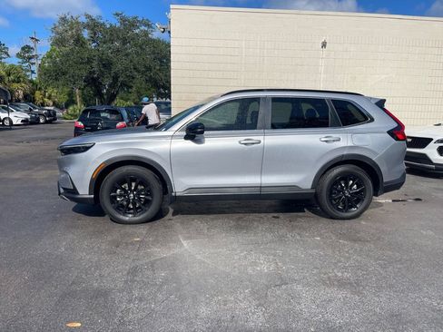 Used 2025 Honda CR-V Sport image 2