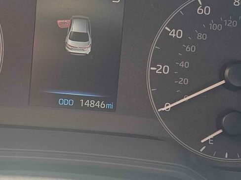 Used 2023 Toyota Corolla SE w/ Carpet Mat Package (TMS) image 8