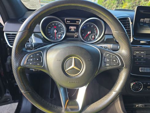 Used 2017 Mercedes-Benz GLE 350 w/ Premium 1 Package image 11