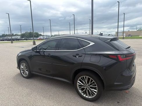 Used 2022 Lexus NX 350h AWD w/ Vision Package image 15