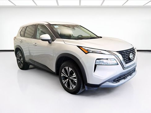 Used 2023 Nissan Rogue SV AWD/4WD image 3