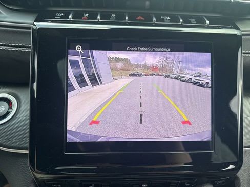 Used 2023 Jeep Grand Cherokee Altitude image 22