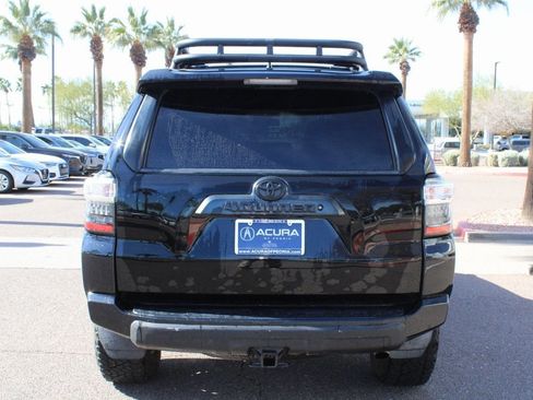 Used 2019 Toyota 4Runner TRD Off-Road Premium image 4