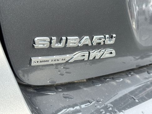 Used 2025 Subaru Crosstrek 2.0i Premium image 13