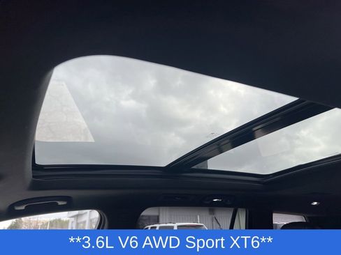 Used 2020 Cadillac XT6 Sport image 28